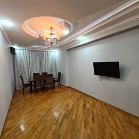 In Baku 90.0 m² apartment is for rent - Image 2