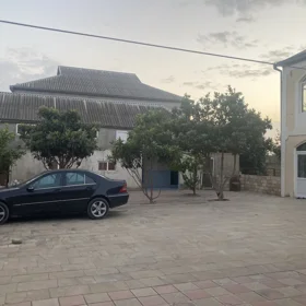 In nan 225.0 m² house with 7.0 rooms is for sale - Image 4
