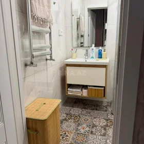 In Baku 98.0 m² apartment is for rent - Image 2