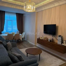 In Baku 98.0 m² apartment is for rent - Image 3