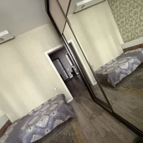 In Binəqədi rayonu 65.0 m² apartment is for sale - Image 2