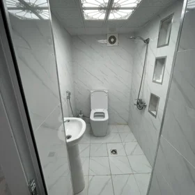 In Binəqədi rayonu 60.0 m² house with 2.0 rooms is for rent - Image 8
