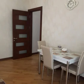 In Baku 110.0 m² apartment is for rent - Image 5