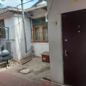 In Baku 60.0 m² house with 3.0 rooms is for rent - Image 8