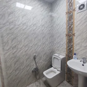 In Baku 115.0 m² apartment is for rent - Image 2