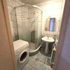 In Baku 92.0 m² apartment is for rent - Image 8