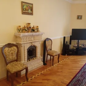 In Baku 420.0 m² house with 6.0 rooms is for sale - Image 8