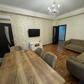 In Baku 70.0 m² apartment is for rent - Image 3