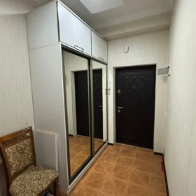 In Baku 70.0 m² apartment is for rent - Image 9