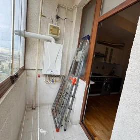 In Baku 90.0 m² apartment is for rent - Image 2