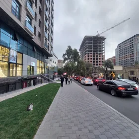 In Baku 92.0 m² commercial is for sale - Image 2