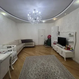 In Baku 90.0 m² apartment is for rent - Image 2