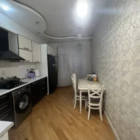 In Baku 90.0 m² apartment is for rent - Image 4