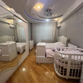 In Baku 92.0 m² apartment is for rent - Image 6