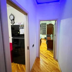 In Baku 100.0 m² apartment is for sale - Image 7