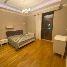 In Baku 100.0 m² apartment is for rent - Image 2
