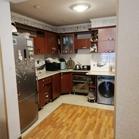 In Baku 103.0 m² apartment is for sale - Image 8