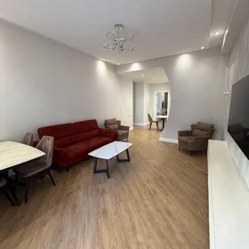 In Baku 100.0 m² apartment is for rent - Image 7