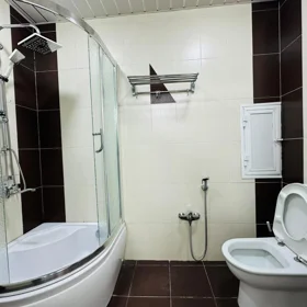In Baku 75.0 m² apartment is for rent - Image 10