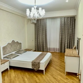 In Baku 121.0 m² apartment is for rent - Image 3