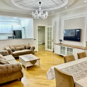 In Baku 121.0 m² apartment is for rent - Image 4