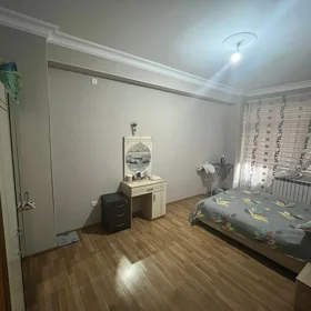 In Baku 170.0 m² apartment is for rent - Image 3