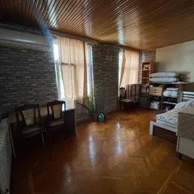 In Baku 80.0 m² apartment is for rent - Image 5