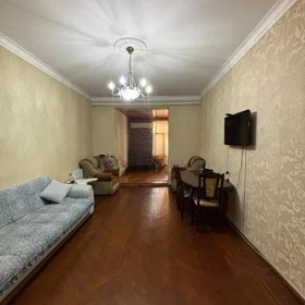 In Baku 80.0 m² apartment is for rent - Image 9
