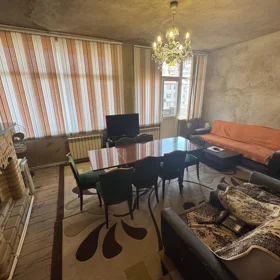 In Baku 100.0 m² apartment is for rent - Image 2