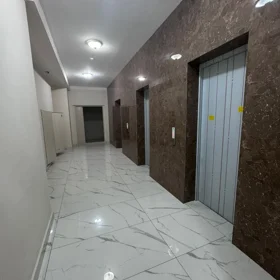 In Baku 125.0 m² apartment is for sale - Image 5