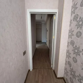 In Baku 125.0 m² apartment is for sale - Image 10