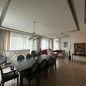 In Baku 170.0 m² apartment is for rent - Image 7