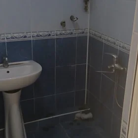 In Baku 50.0 m² apartment is for sale - Image 2
