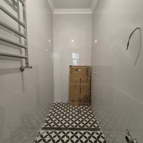 In Baku 120.0 m² apartment is for sale - Image 10