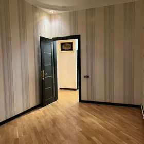 In Baku 120.0 m² apartment is for rent - Image 5