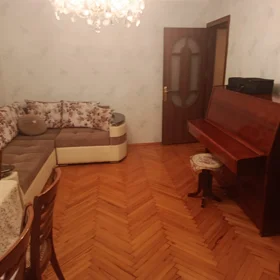 In Baku nan m² apartment is for sale - Image 2