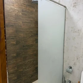 In Baku 110.0 m² apartment is for rent - Image 2