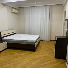 In Baku 110.0 m² apartment is for rent - Image 4
