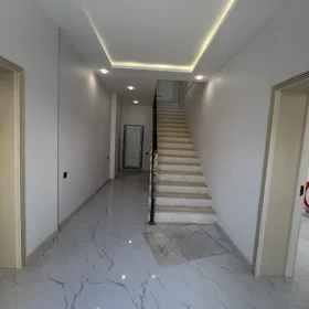 In Suraxanı rayonu 300.0 m² house with 8.0 rooms is for sale - Image 3