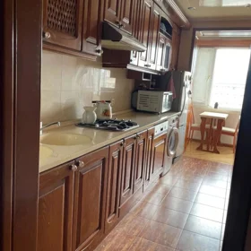 In Baku 100.0 m² apartment is for sale - Image 2