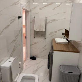 Baku-da 75.0 m2 mənzil kirayə verilir - Şəkil 8