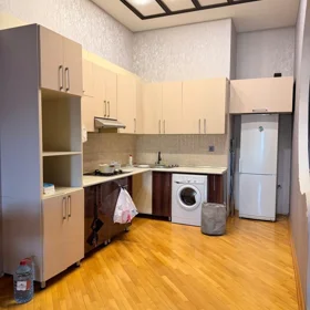 In Baku 85.0 m² apartment is for sale - Image 4