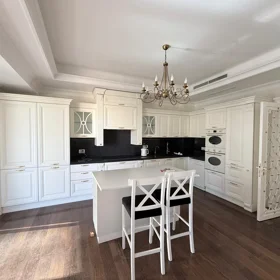 In Baku 280.0 m² apartment is for rent - Image 6