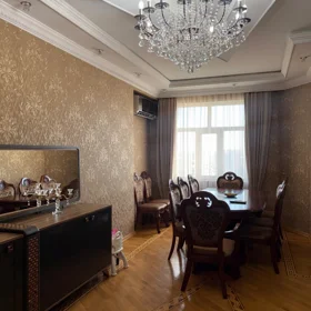 In Baku 81.0 m² apartment is for rent - Image 2