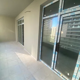 In Baku 108.0 m² apartment is for sale - Image 3