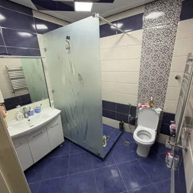 In Baku 106.0 m² apartment is for sale - Image 6