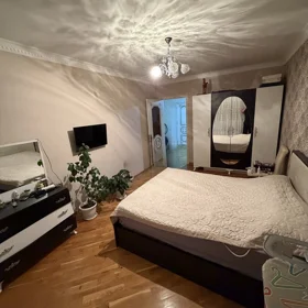 In Baku 106.0 m² apartment is for sale - Image 8