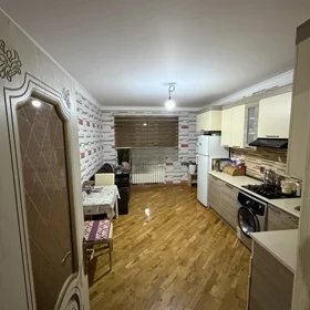 In Baku 106.0 m² apartment is for sale - Image 9