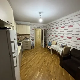 In Baku 106.0 m² apartment is for sale - Image 10