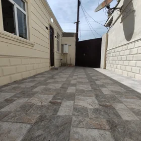 In Khirdalan 70.0 m² house with 3.0 rooms is for sale - Image 2
